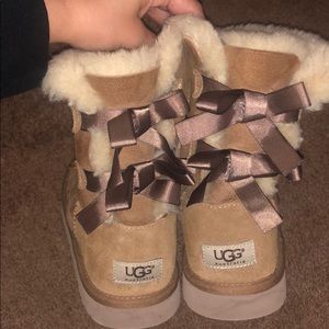 Uggs Size 5 (Women’s 7)
